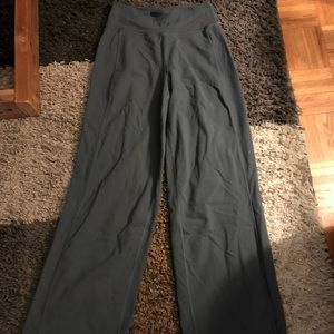 Lululemon grey pants size 8